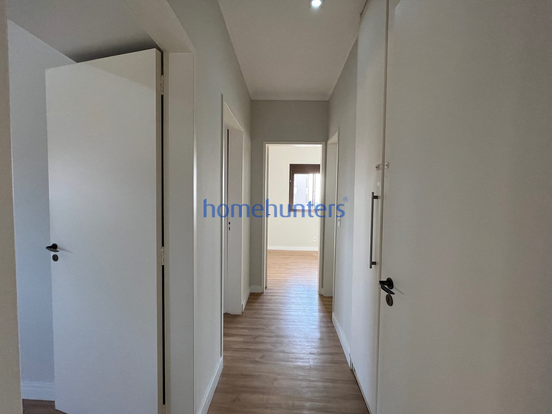 Apartamento para alugar com 3 quartos, 95m² - Foto 17