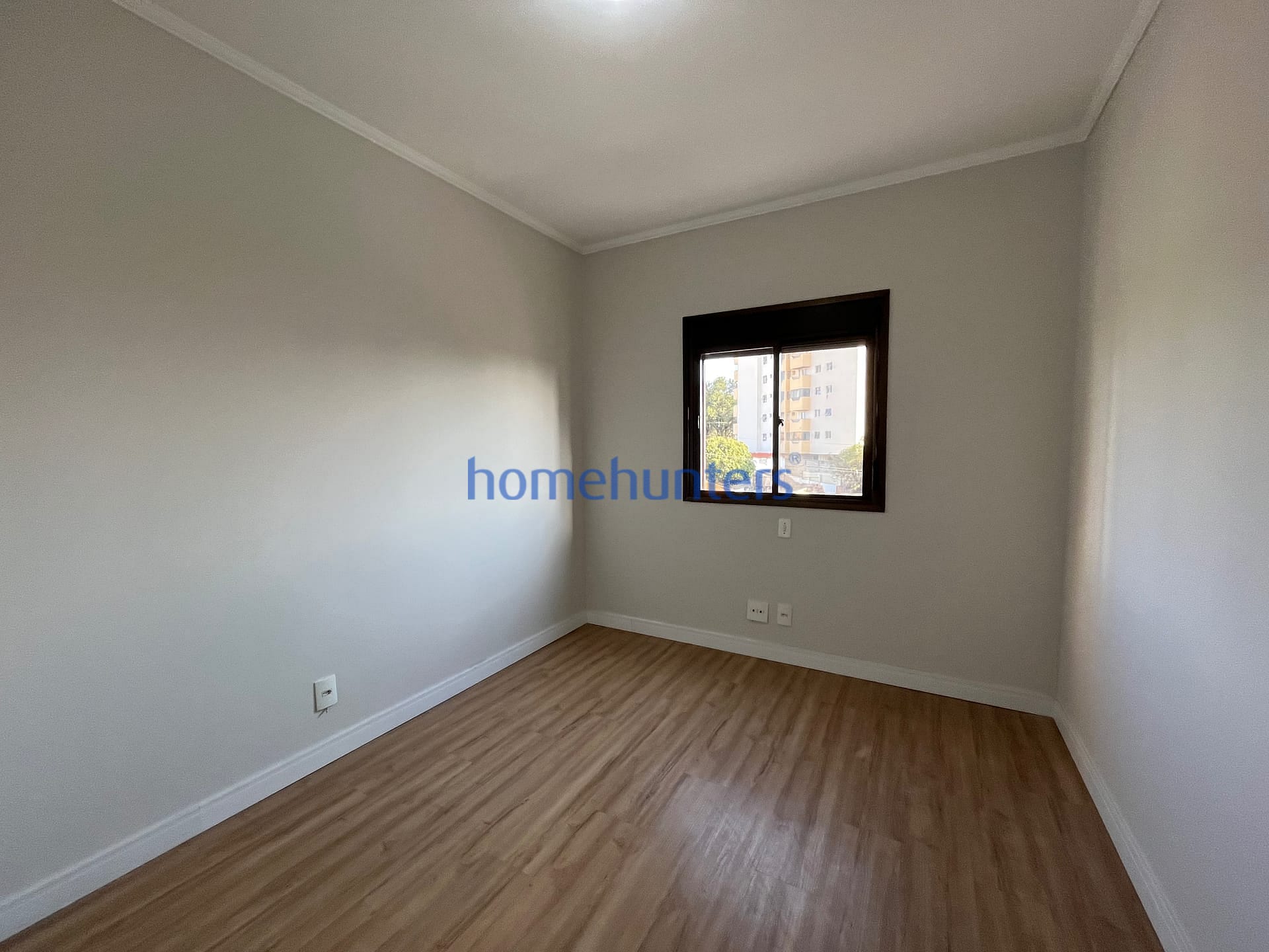 Apartamento para alugar com 3 quartos, 95m² - Foto 18