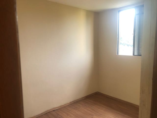 Apartamento com 48m² 2 quartos e 1 banheiro, para alugar, no bairro Conjunto Promorar Raposo Tavares em São Paulo
