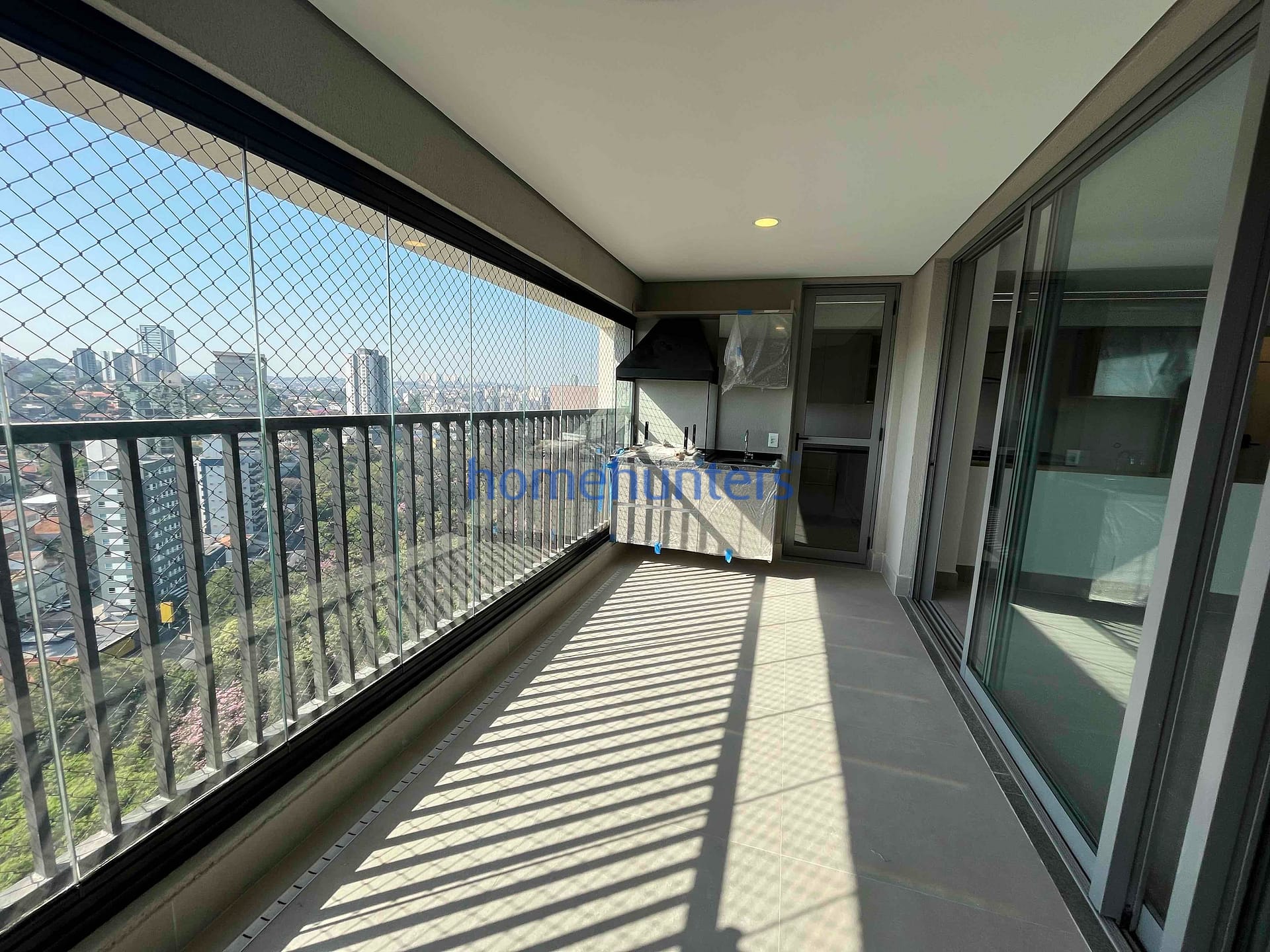 Apartamento para alugar com 3 quartos, 139m² - Foto 3