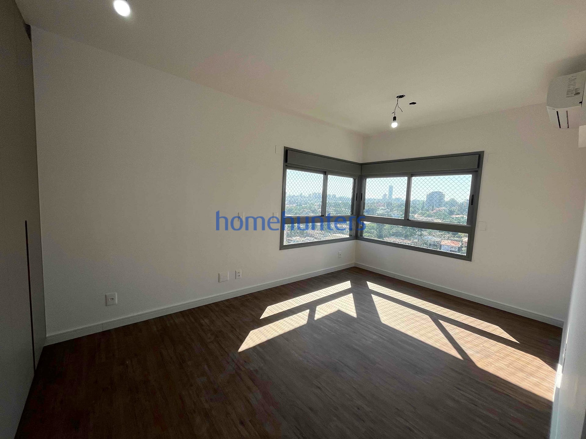 Apartamento para alugar com 3 quartos, 139m² - Foto 24