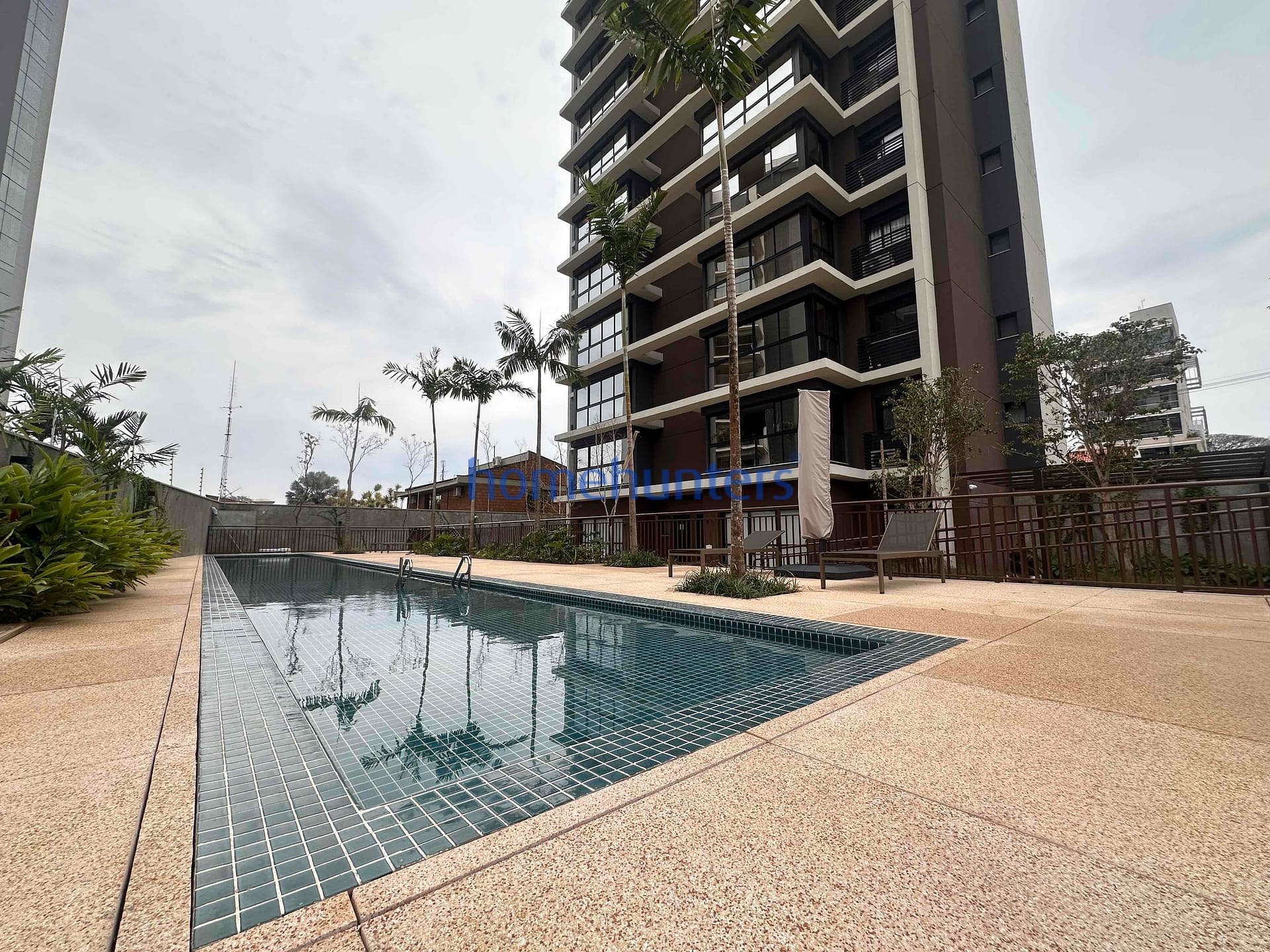 Apartamento para alugar com 1 quarto, 49m² - Foto 27