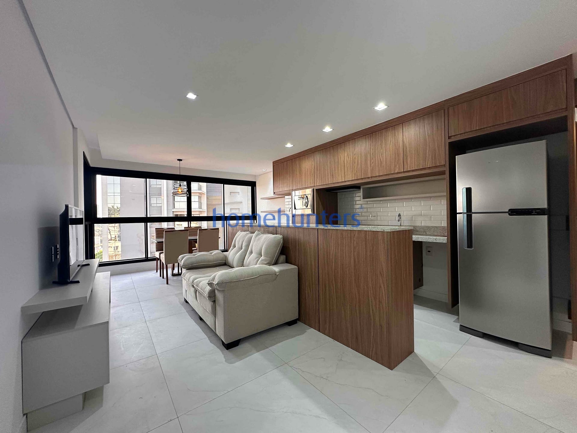Apartamento para alugar com 1 quarto, 49m² - Foto 2