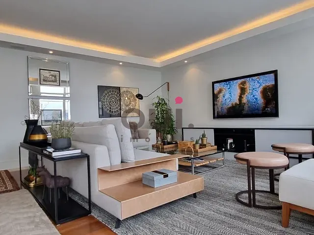 Apartamento 4 quartos e 2 banheiros, à venda, no bairro Itaim Bibi em São Paulo