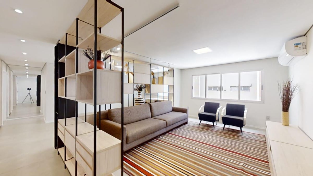 Apartamento para venda e locação em Itaim Bibi com 2 quartos, sendo 2 suítes, 115m²