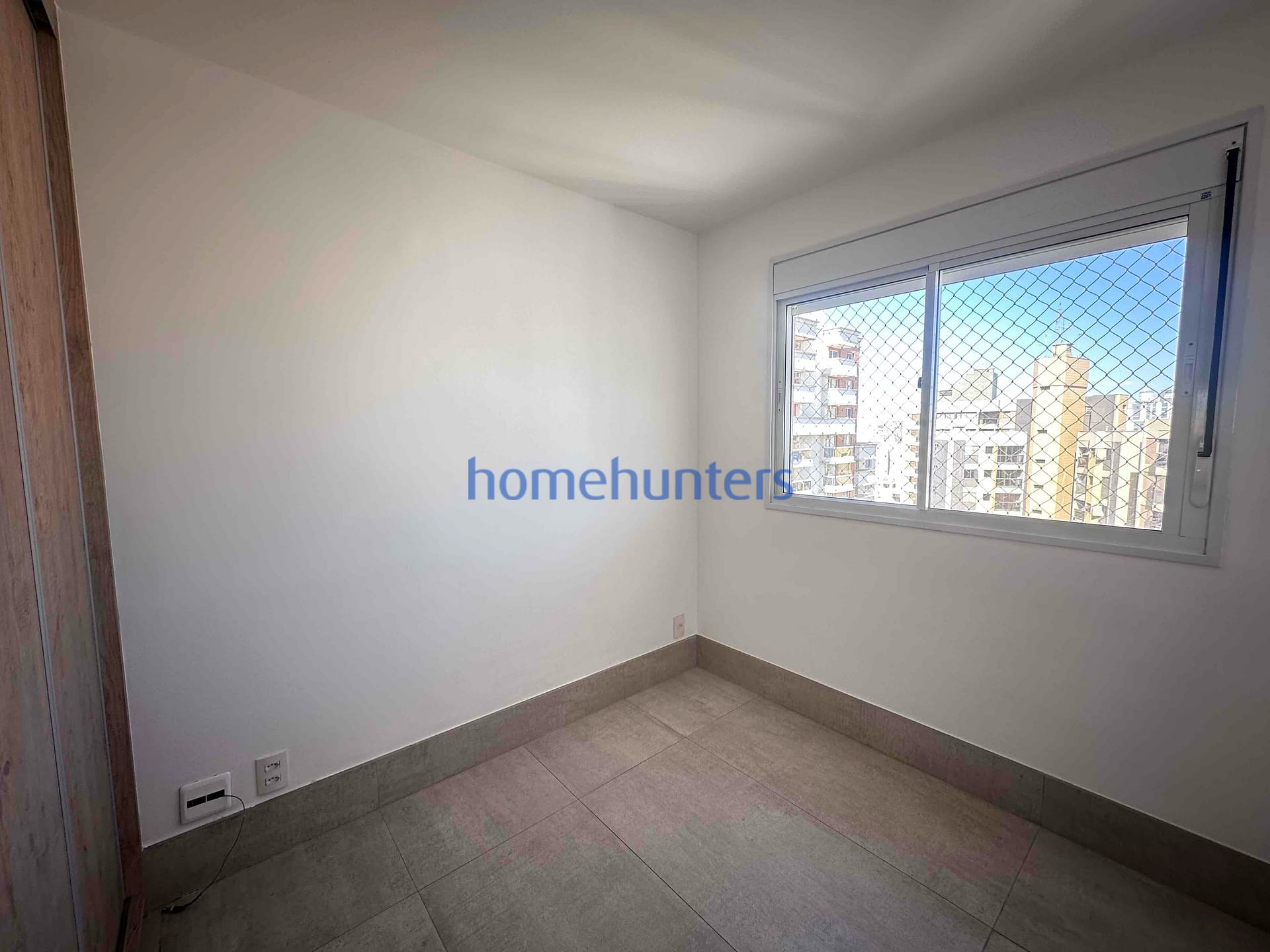 Apartamento à venda com 2 quartos, 61m² - Foto 13