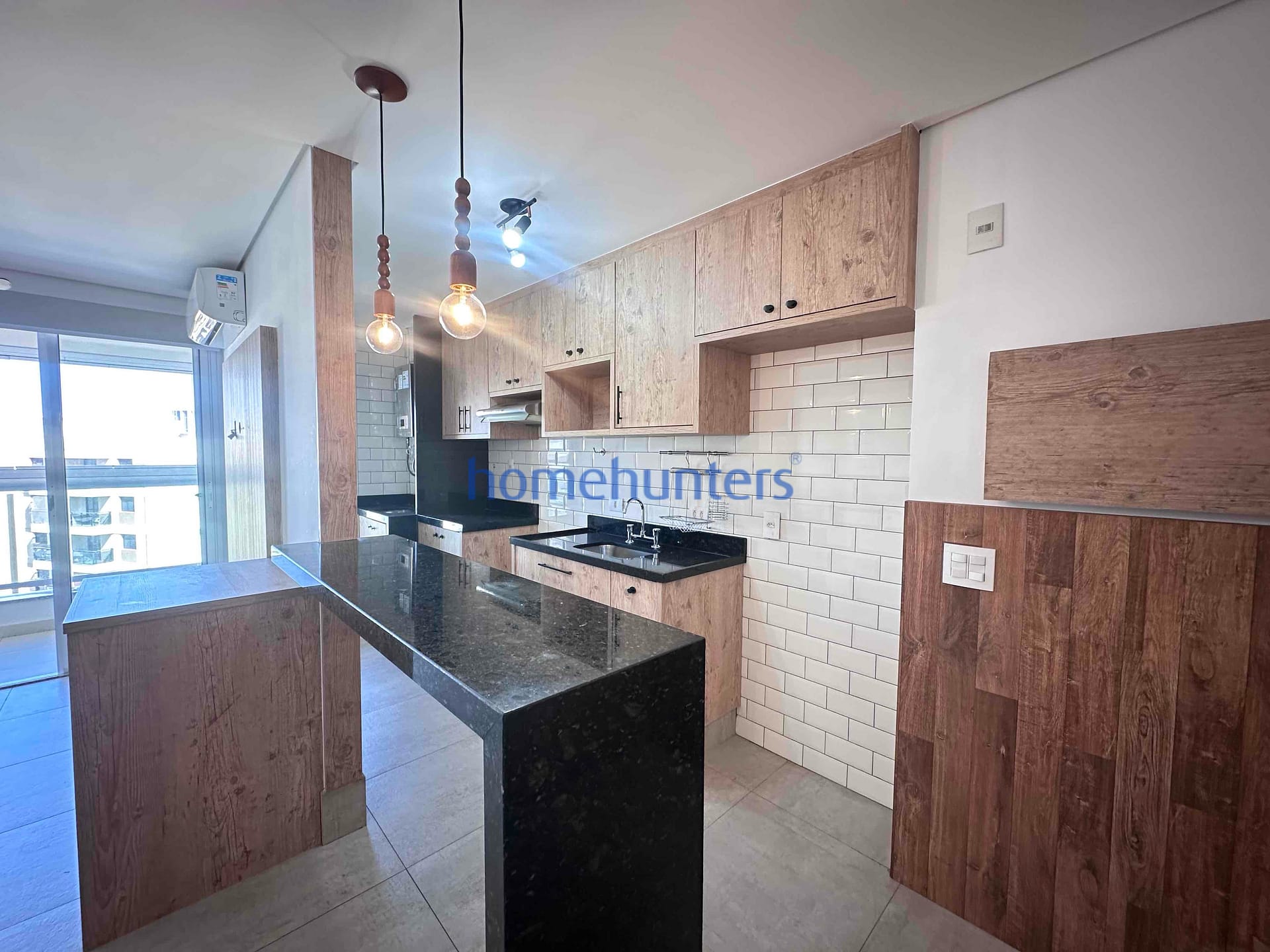 Apartamento à venda com 2 quartos, 61m² - Foto 4