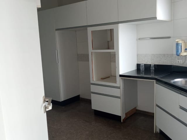 Apartamento com 180m² 3 quartos e 3 banheiros, à venda ou para alugar, no bairro Vila Monumento em São Paulo
