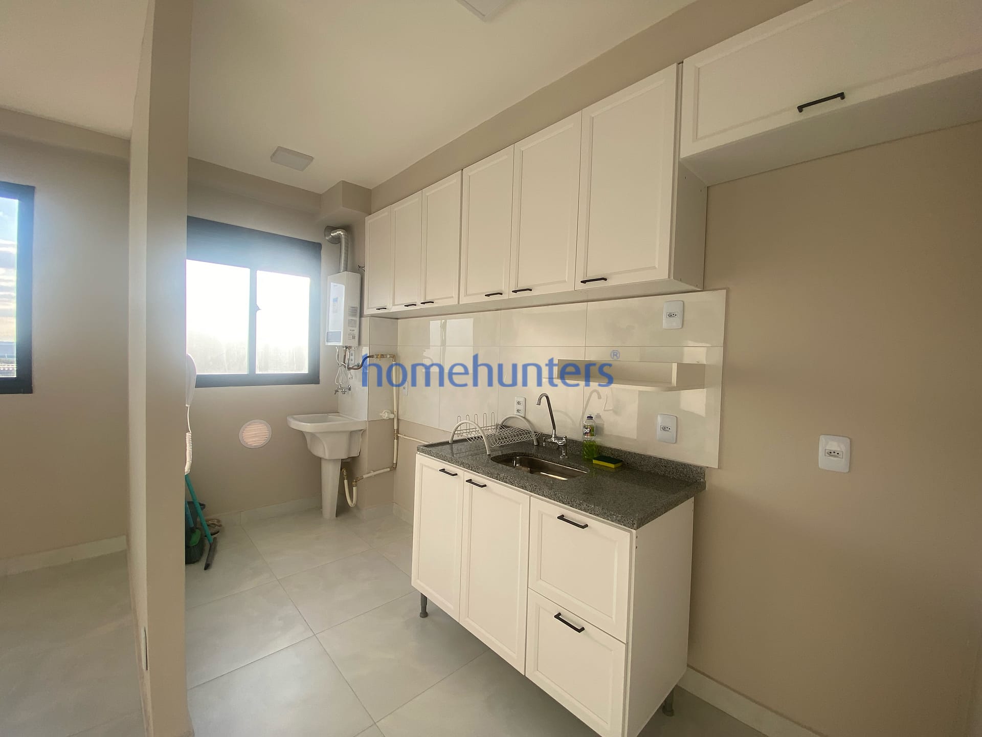 Apartamento para alugar com 2 quartos, 43m² - Foto 4