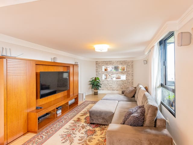 Apartamento com 311m² 5 quartos e 6 banheiros, à venda, no bairro Jardim da Saúde em São Paulo