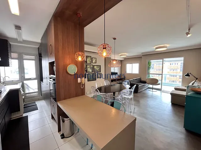 Apartamento 2 quartos e 2 banheiros, à venda, no bairro Cambuí em Campinas