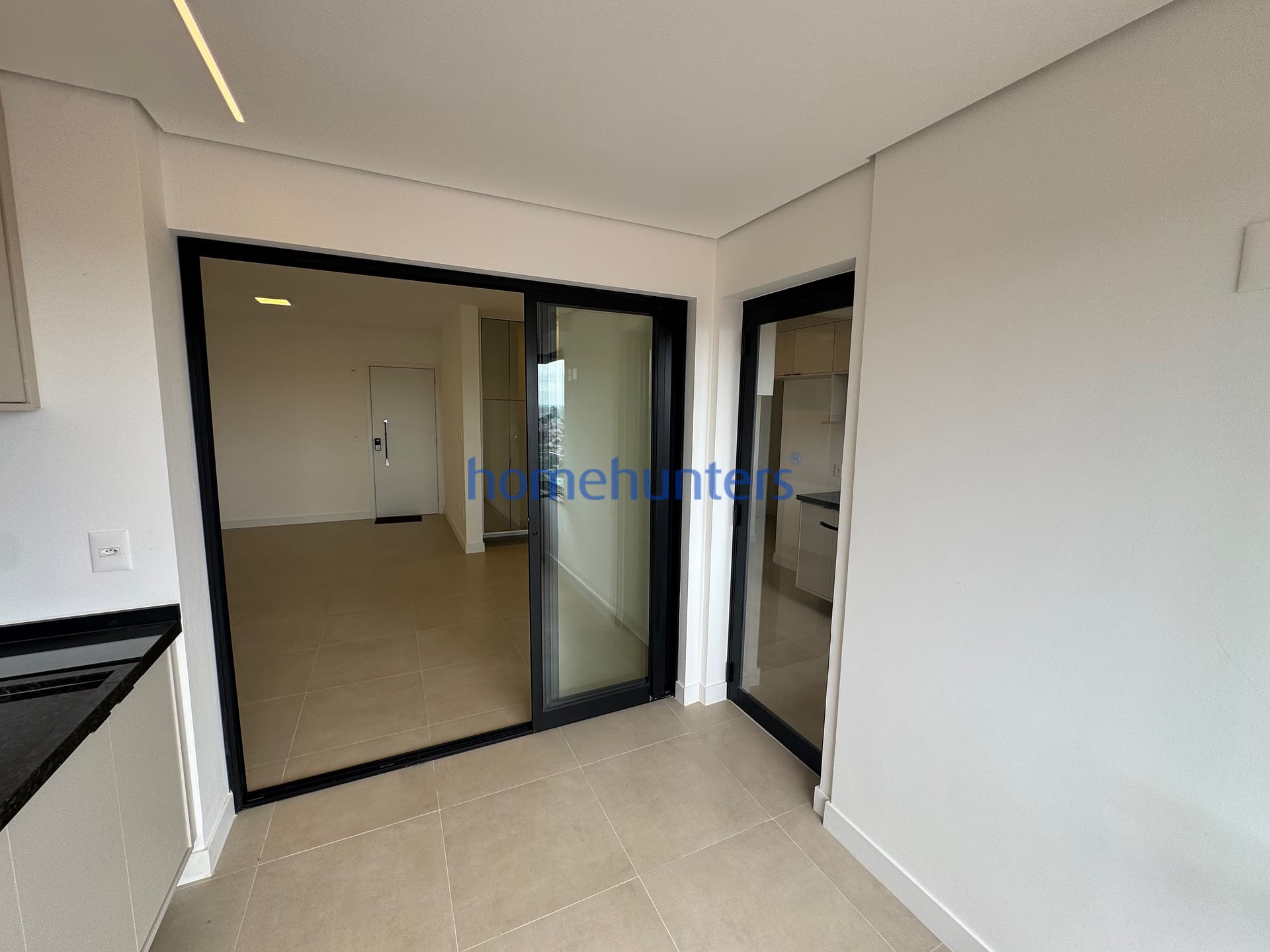 Apartamento à venda e aluguel com 3 quartos, 105m² - Foto 10