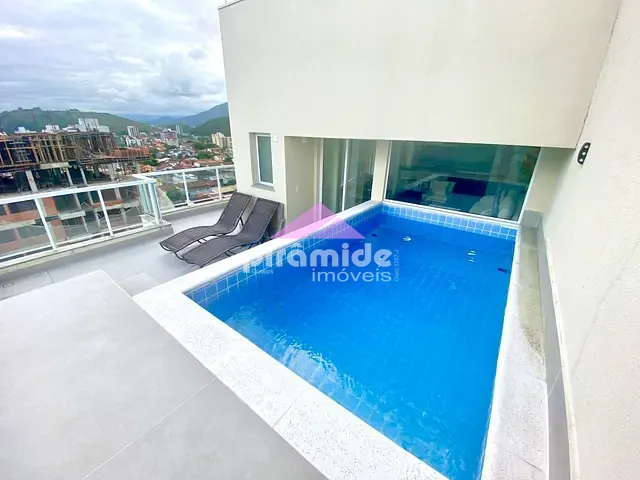 Cobertura / Penthouse com 345m² 4 quartos e 4 banheiros, à venda, no bairro Martim de Sá em Caraguatatuba