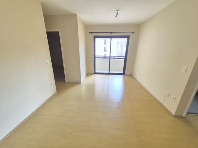 Foto do Apartamento - Excelente apartamento à venda,  2 dormitórios , Sacada ,Prõximo ao Metrô  Vergueiro Aclimação, São Paulo, SP | Vieira Imóveis