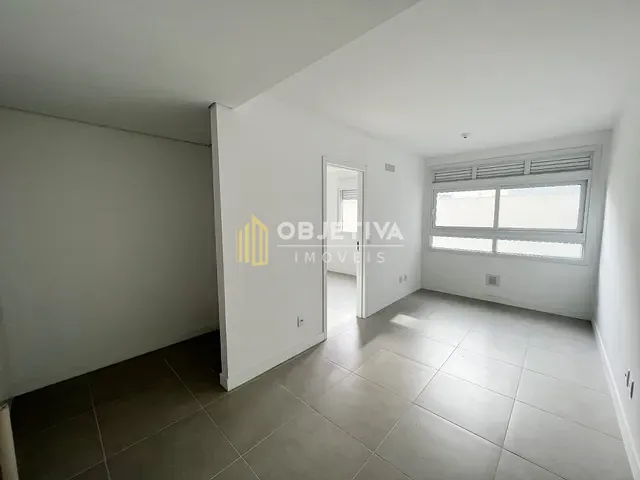 Apartamento 1 quarto e 1 banheiro, à venda, no bairro Centro Histórico em Porto Alegre