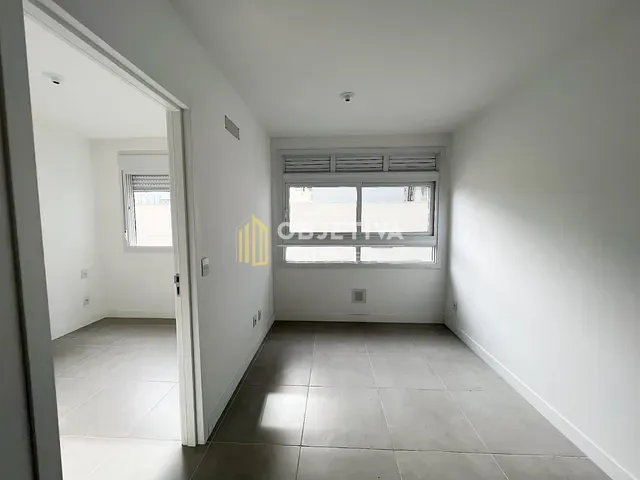 Apartamento 1 quarto e 1 banheiro, à venda, no bairro Centro Histórico em Porto Alegre