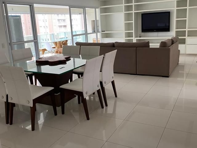 Apartamento com 212m² 3 quartos e 4 banheiros, para alugar, no bairro Alphaville Centro Industrial e Empresarial/Alphaville. em Barueri
