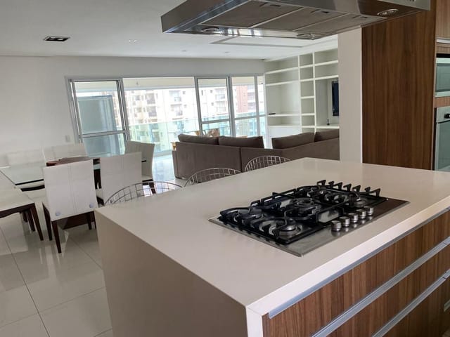 Apartamento com 212m² 3 quartos e 4 banheiros, para alugar, no bairro Alphaville Centro Industrial e Empresarial/Alphaville. em Barueri