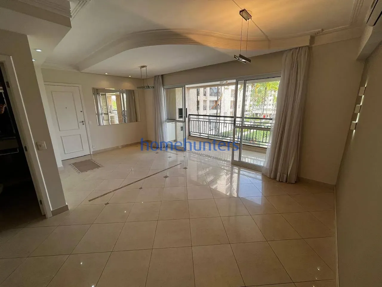 Apartamento, 3 quartos, 197 m² - Foto 2