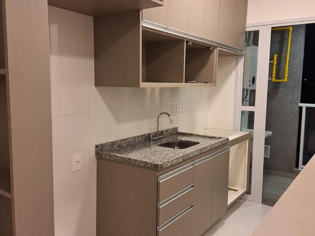 Apartamento 3 quartos e 2 banheiros, à venda, no bairro Jardim Iracema/Aldeia em Barueri