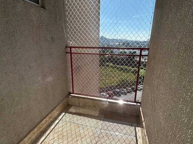 Apartamento 3 quartos e 1 banheiro, à venda, no bairro Jardim Salete em Taboão da Serra