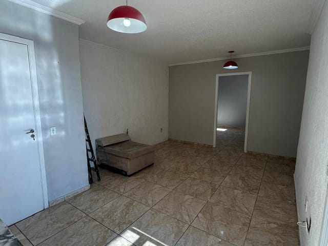 Apartamento 3 quartos e 1 banheiro, à venda, no bairro Jardim Salete em Taboão da Serra