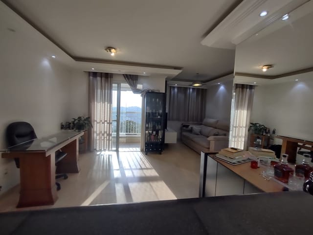 Apartamento 3 quartos e 2 banheiros, à venda, no bairro Jardim Maria Rosa em Taboão da Serra