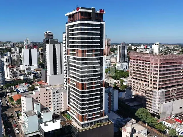 Apartamento 3 quartos e 4 banheiros, para alugar, no bairro Centro em Chapecó