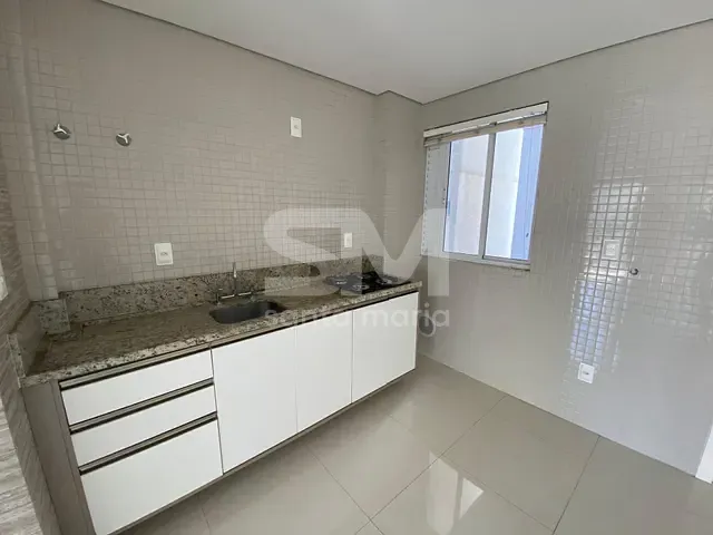 Apartamento com 140m² 2 quartos e 3 banheiros, para alugar, no bairro Centro em Chapecó