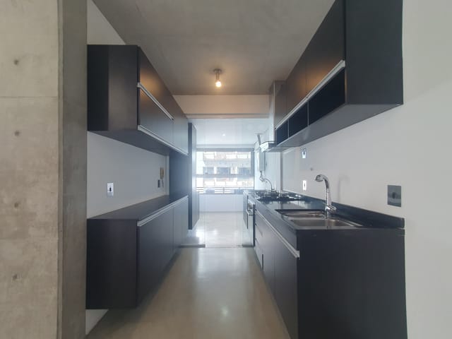 Apartamento com 70m² 2 quartos e 1 banheiro, para alugar, no bairro Jardim das Acácias em São Paulo