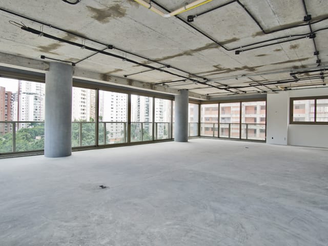 Apartamento com 359m² 4 quartos e 6 banheiros, à venda, no bairro Vila Nova Conceição em São Paulo