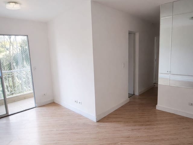 Apartamento 3 quartos e 1 banheiro, à venda, no bairro Jardim Caiapiá em Cotia