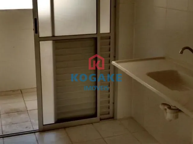 Apartamento 3 quartos e 2 banheiros, à venda, no bairro Conjunto Residencial Trinta e Um de Março em São José dos Campos