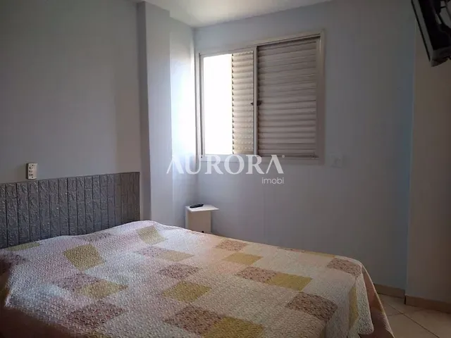 Apartamento com 106m² 3 quartos e 2 banheiros, à venda, no bairro Centro em Londrina