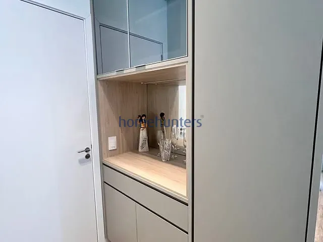 Apartamento 1 quarto e 1 banheiro, para alugar, no bairro Cambuí em Campinas