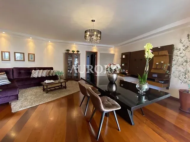 Apartamento com 304m² 4 quartos e 4 banheiros, à venda, no bairro Centro em Londrina