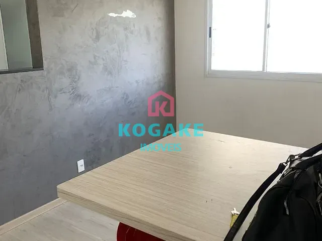 Apartamento 2 quartos e 1 banheiro, para alugar, no bairro Vila Tesouro em São José dos Campos