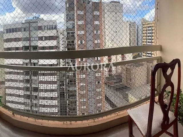 Apartamento com 125m² 3 quartos e 2 banheiros, à venda, no bairro Centro em Londrina