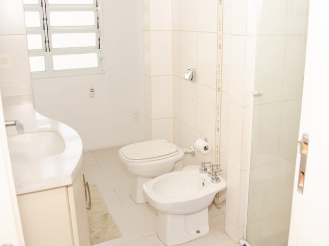 Apartamento com 208m² 4 quartos e 3 banheiros, à venda, no bairro Higienópolis em São Paulo