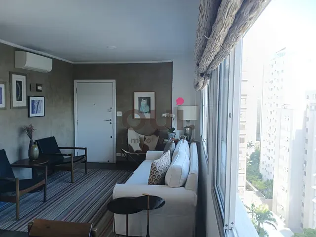 Apartamento 2 quartos e 1 banheiro, à venda, no bairro Itaim Bibi em São Paulo