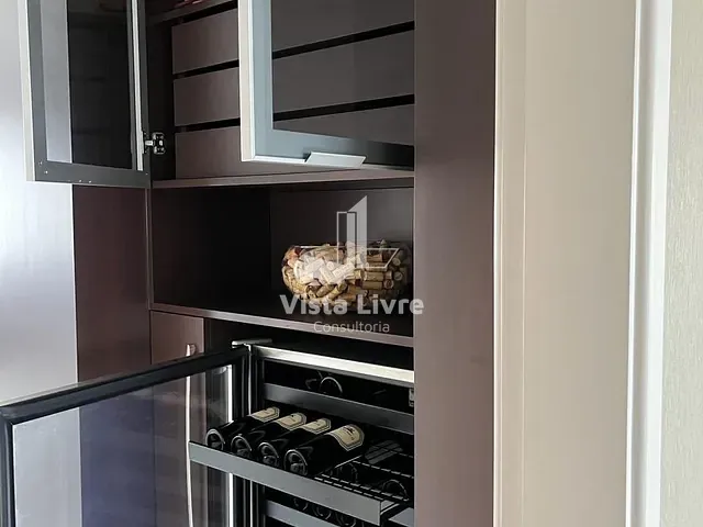 Apartamento com 207m² 4 quartos e 6 banheiros, à venda, no bairro Vila Gertrudes em São Paulo