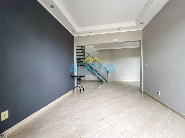 Apartamento 4 quartos e 2 banheiros, à venda, no bairro Bosque dos Eucaliptos em São José dos Campos
