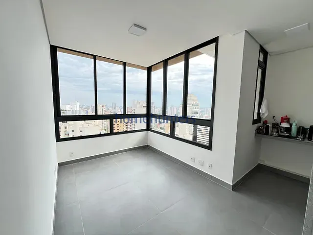 Apartamento 1 quarto e 1 banheiro, à venda, no bairro Cambuí em Campinas