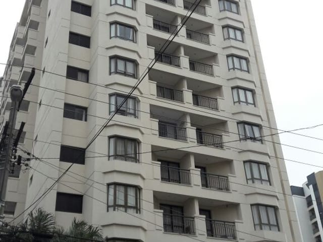 Apartamento com 34m² 1 quarto e 2 banheiros, para alugar, no bairro Moema em São Paulo