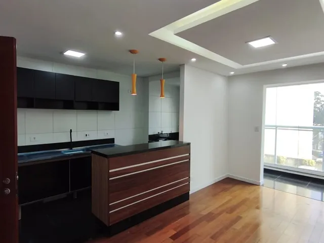 Apartamento 3 quartos e 2 banheiros, à venda, no bairro Jardim Marilu em Carapicuíba