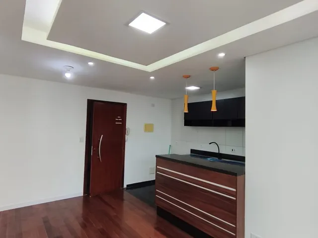 Apartamento 3 quartos e 2 banheiros, à venda, no bairro Jardim Marilu em Carapicuíba