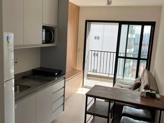 Apartamento com 30m² 1 quarto e 1 banheiro, para alugar, no bairro Pinheiros em São Paulo