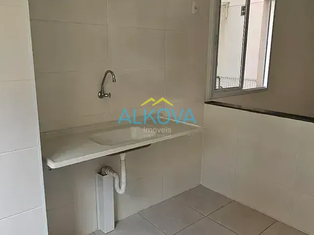 Apartamento 2 quartos e 1 banheiro, à venda, no bairro Jardim São José Leste em São José dos Campos