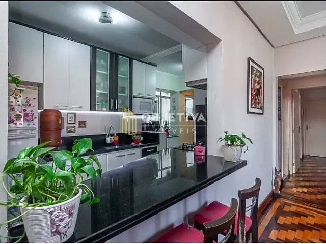 Apartamento 3 quartos e 2 banheiros, à venda, no bairro Cidade Baixa em Porto Alegre