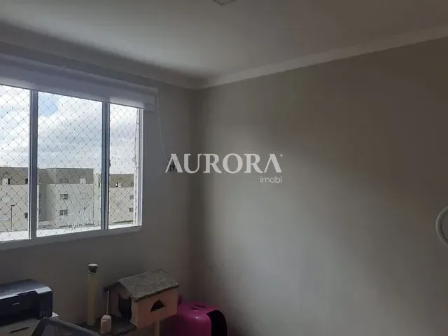 Apartamento 2 quartos e 1 banheiro, à venda, no bairro Ouro Verde em Londrina
